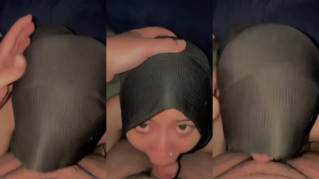bokep Hijab menikmati sodokan kontol besar
