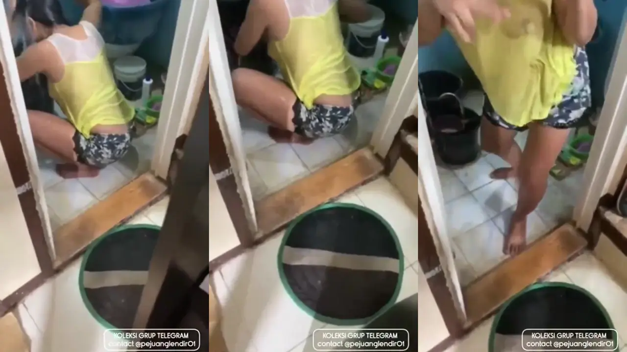 Bokep Indo Lagi Mandi Malah Di Ajak Ngewe